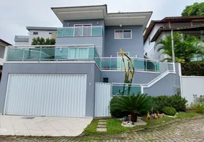 Foto 1 de Casa de Condomínio com 4 Quartos à venda, 360m² em Maria Paula, Niterói