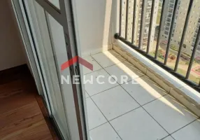 Foto 1 de Apartamento com 2 Quartos à venda, 50m² em Umuarama, Osasco