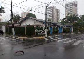 Foto 1 de Casa com 3 Quartos à venda, 244m² em Canto do Forte, Praia Grande