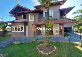 Foto 1 de Casa com 4 Quartos à venda, 340m² em Lagoa da Conceição, Florianópolis
