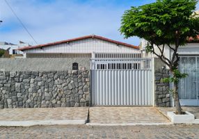 Casas à venda na Rua Jairo Tinoco - Lagoa Nova, Natal - RN