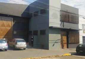 Foto 1 de Galpão/Depósito/Armazém com 2 Quartos para venda ou aluguel, 400m² em Centro, Bauru