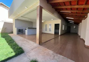 Foto 1 de Casa com 4 Quartos à venda, 360m² em , Bela Vista de Goiás
