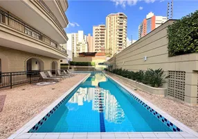 Foto 1 de Apartamento com 3 Quartos à venda, 228m² em Higienópolis, Ribeirão Preto