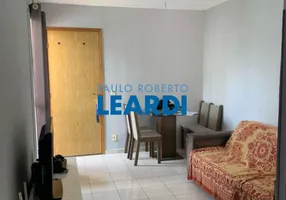 Foto 1 de Apartamento com 2 Quartos à venda, 46m² em Jardim Ísis, Cotia