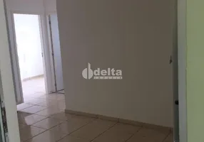 Foto 1 de Apartamento com 2 Quartos à venda, 43m² em Mansorur, Uberlândia