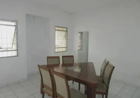 Foto 1 de Casa com 2 Quartos à venda, 73m² em Imbuí, Salvador