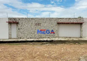 Foto 1 de Casa com 4 Quartos para venda ou aluguel, 350m² em Lagoa Seca, Juazeiro do Norte