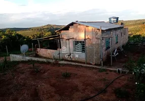 Foto 1 de Fazenda/Sítio com 2 Quartos à venda, 2000m² em Zona Rural, Itatiaiuçu