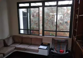 Foto 1 de Casa com 5 Quartos à venda, 250m² em Nossa Senhora Aparecida, Uberlândia