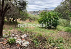 Foto 1 de Lote/Terreno à venda, 320m² em Kennedy, Contagem