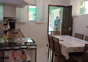 Foto 1 de Sobrado com 3 Quartos à venda, 163m² em Vila Guarani, Mauá