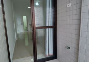 Foto 1 de Apartamento com 2 Quartos para alugar, 68m² em José Menino, Santos