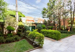 Foto 1 de Casa com 4 Quartos para venda ou aluguel, 704m² em Jardim Guedala, São Paulo