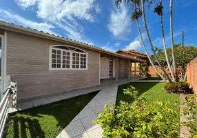 Foto 1 de Casa com 3 Quartos à venda, 150m² em Carianos, Florianópolis