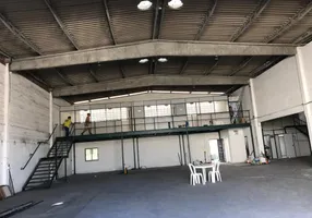 Foto 1 de Galpão/Depósito/Armazém para alugar, 600m² em Imbiribeira, Recife