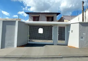 Foto 1 de Sobrado com 3 Quartos à venda, 292m² em Vila Harmonia, Araraquara
