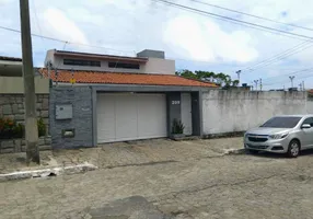 Foto 1 de Imóvel Comercial com 4 Quartos para venda ou aluguel, 300m² em Ipês, João Pessoa