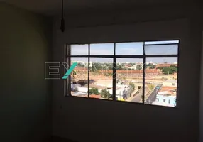 Foto 1 de Apartamento com 2 Quartos para alugar, 84m² em Centro, Campinas