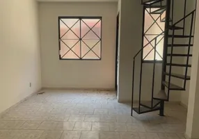 Foto 1 de Casa com 2 Quartos à venda, 70m² em Iapi, Salvador