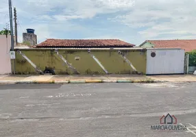 Foto 1 de Casa com 4 Quartos à venda, 200m² em CPA II, Cuiabá