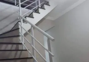 Foto 1 de Sobrado com 3 Quartos à venda, 200m² em Residencial União, São José dos Campos