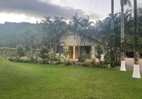 Foto 1 de Fazenda/Sítio com 4 Quartos à venda, 1m² em , Ascurra