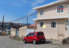 Foto 1 de Casa com 4 Quartos à venda, 125m² em Monte Cristo, Florianópolis