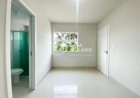 Foto 1 de Apartamento com 1 Quarto para alugar, 40m² em Cajuru, Curitiba