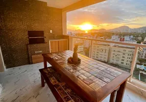 Foto 1 de Apartamento com 2 Quartos à venda, 67m² em Enseada, Guarujá