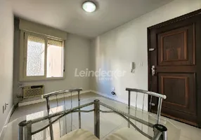 Foto 1 de Apartamento com 1 Quarto para alugar, 35m² em Petrópolis, Porto Alegre