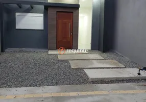 Foto 1 de Casa com 3 Quartos à venda, 68m² em Laranjal, Pelotas