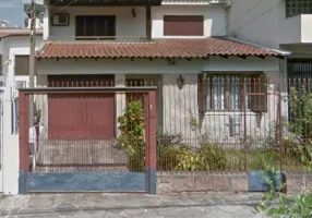 Foto 1 de Casa com 4 Quartos à venda, 300m² em São João, Porto Alegre