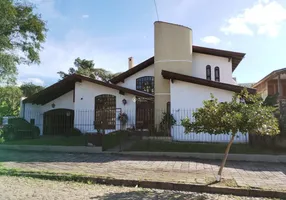 Foto 1 de Casa com 3 Quartos à venda, 303m² em Santo Antônio, Porto Alegre