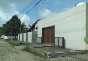 Foto 1 de Casa com 3 Quartos à venda, 400m² em Morro Branco, Natal