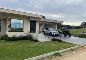 Foto 1 de Casa de Condomínio com 4 Quartos à venda, 340m² em Rio Bonito, Rancho Queimado