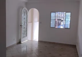 Foto 1 de Sobrado com 2 Quartos à venda, 120m² em Jardim Henriqueta, Taboão da Serra