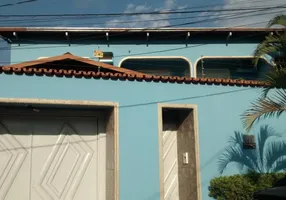 Foto 1 de Sobrado com 4 Quartos à venda, 400m² em Setor Urias Magalhães, Goiânia