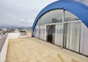 Foto 1 de Cobertura com 3 Quartos para alugar, 181m² em Centro, Caraguatatuba