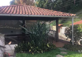 Foto 1 de Casa com 3 Quartos à venda, 185m² em Jardim Cascata, Teresópolis