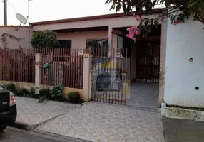 Foto 1 de Casa com 2 Quartos à venda, 64m² em Tatuquara, Curitiba
