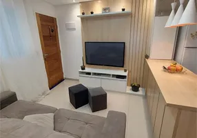 Foto 1 de Casa de Condomínio com 2 Quartos à venda, 55m² em Jaçanã, São Paulo