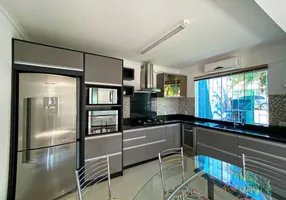 Foto 1 de Casa com 3 Quartos à venda, 120m² em Vilas do Atlantico, Lauro de Freitas