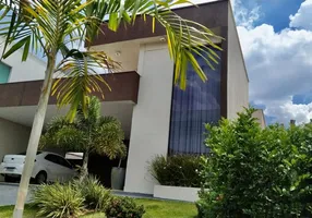 Foto 1 de Casa de Condomínio com 3 Quartos à venda, 184m² em Residencial Jardim Veneza, Senador Canedo