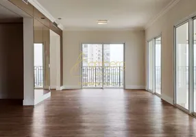 Foto 1 de Apartamento com 3 Quartos para alugar, 240m² em Cidade Jardim, São Paulo