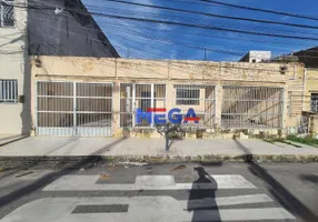 Foto 1 de Casa com 4 Quartos para alugar, 290m² em Parque Araxá, Fortaleza