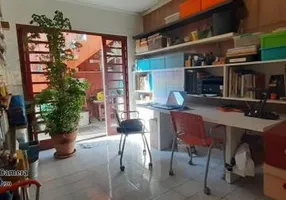 Foto 1 de Casa com 3 Quartos à venda, 128m² em Jardim Bonfiglioli, São Paulo
