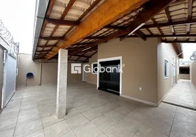 Foto 1 de Casa com 3 Quartos à venda, 238m² em Planalto, Montes Claros