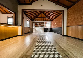 Foto 1 de Casa com 4 Quartos à venda, 260m² em Paineiras, Juiz de Fora