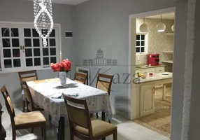 Foto 1 de Casa com 4 Quartos à venda, 250m² em Urbanova, São José dos Campos